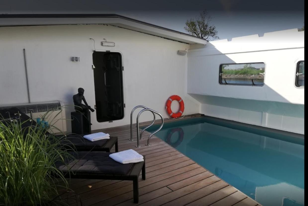Oudenburg B&B Droomboot المظهر الخارجي الصورة